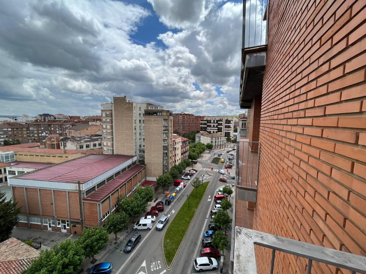 Atuaire Home Gran Apartamento Con Vistas A La Catedral De Burgo Buitenkant foto