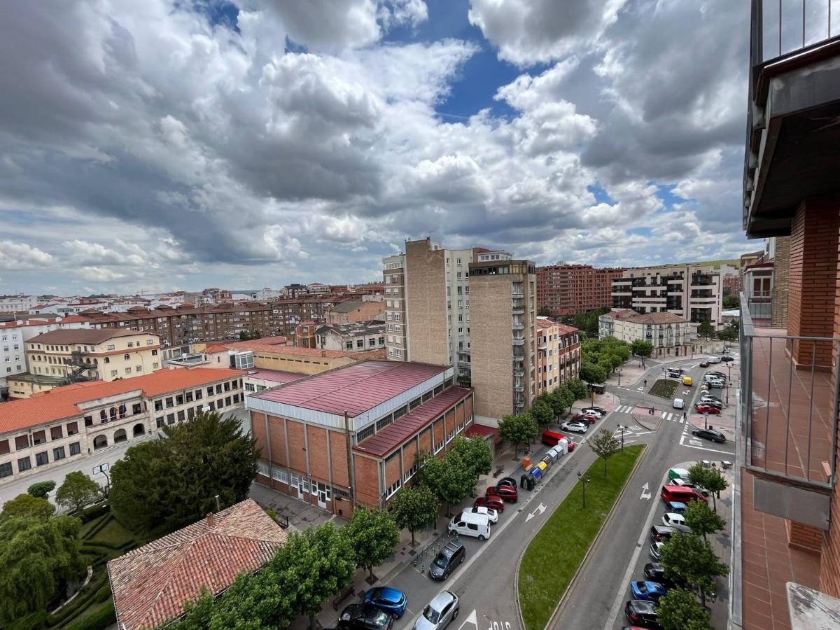 Atuaire Home Gran Apartamento Con Vistas A La Catedral De Burgo Buitenkant foto